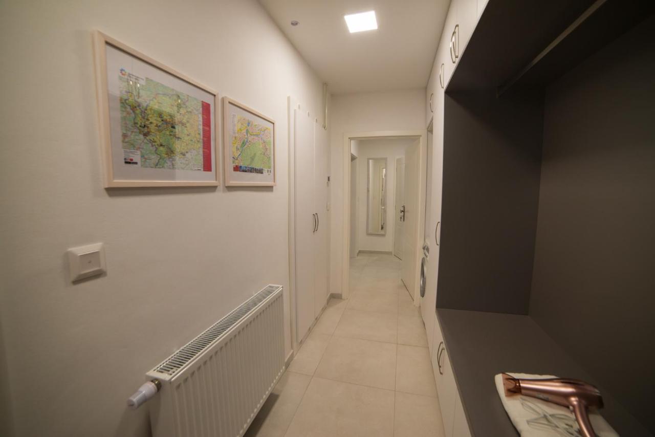 Top Class Apartments In Carlsbad Карлові Вари Екстер'єр фото