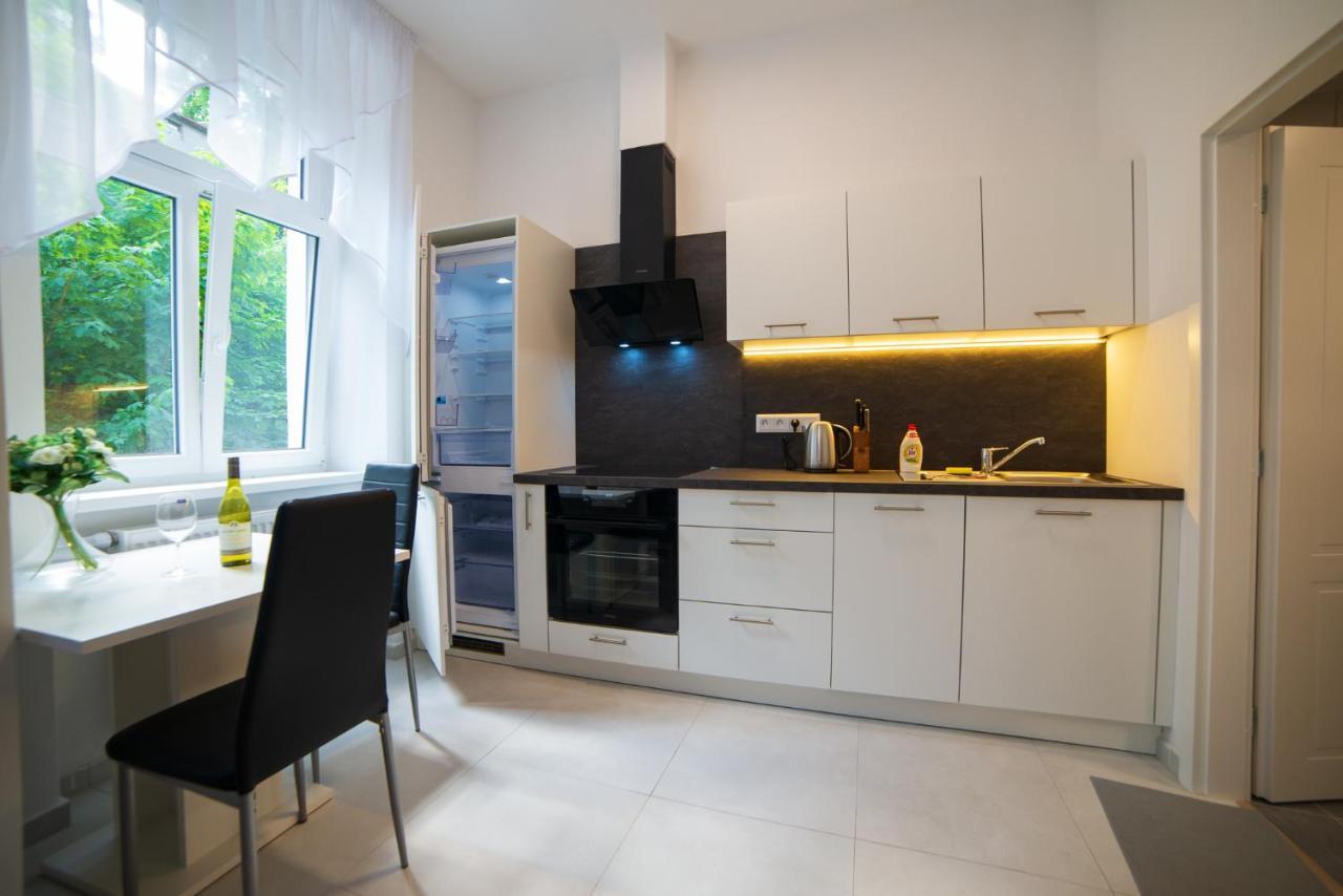 Top Class Apartments In Carlsbad Карлові Вари Екстер'єр фото