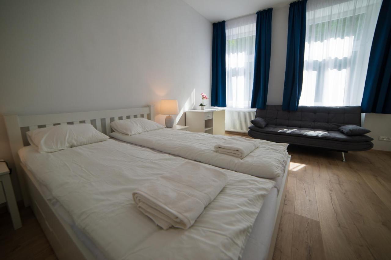 Top Class Apartments In Carlsbad Карлові Вари Екстер'єр фото