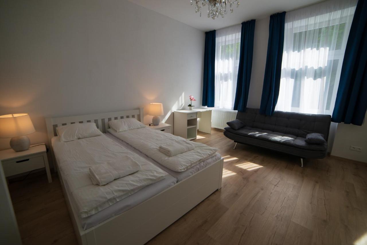 Top Class Apartments In Carlsbad Карлові Вари Екстер'єр фото