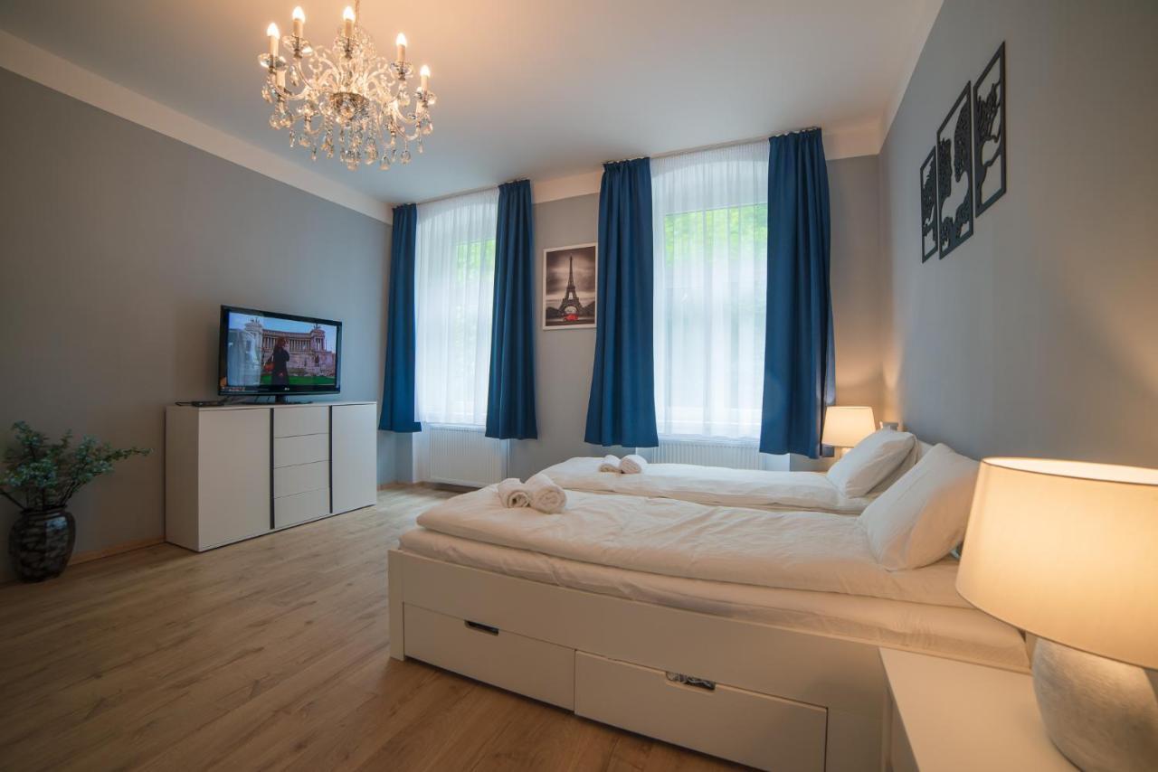 Top Class Apartments In Carlsbad Карлові Вари Екстер'єр фото